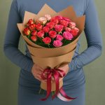 Розы радужные